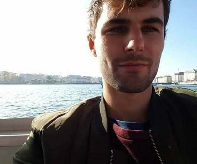 i live in Slovakia keen to meet travelers