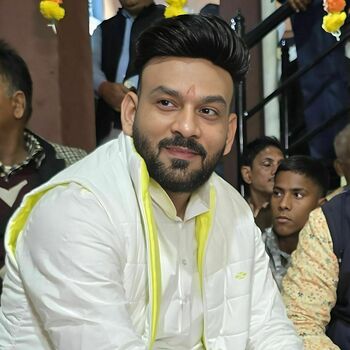 azat singh