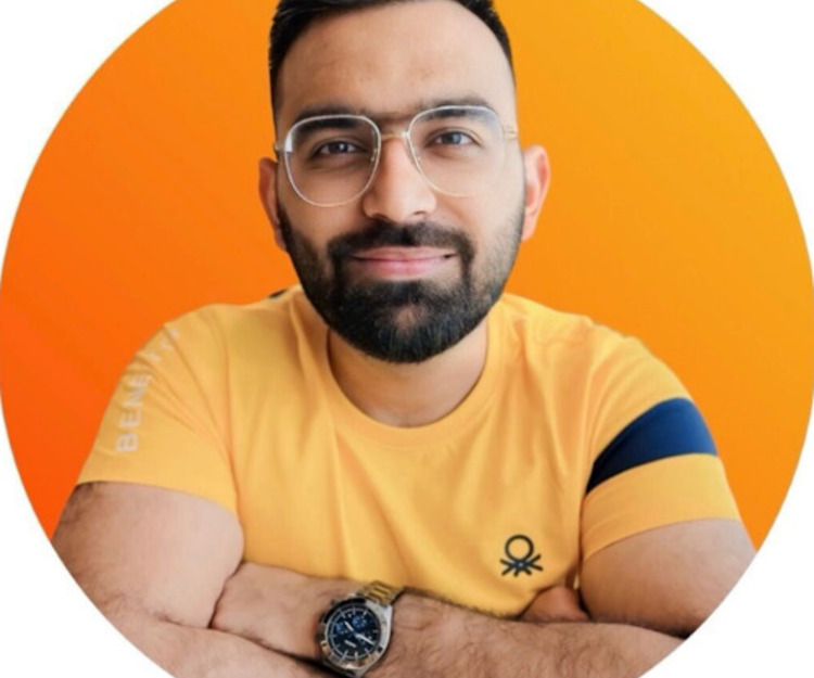 Looking for a travel buddy