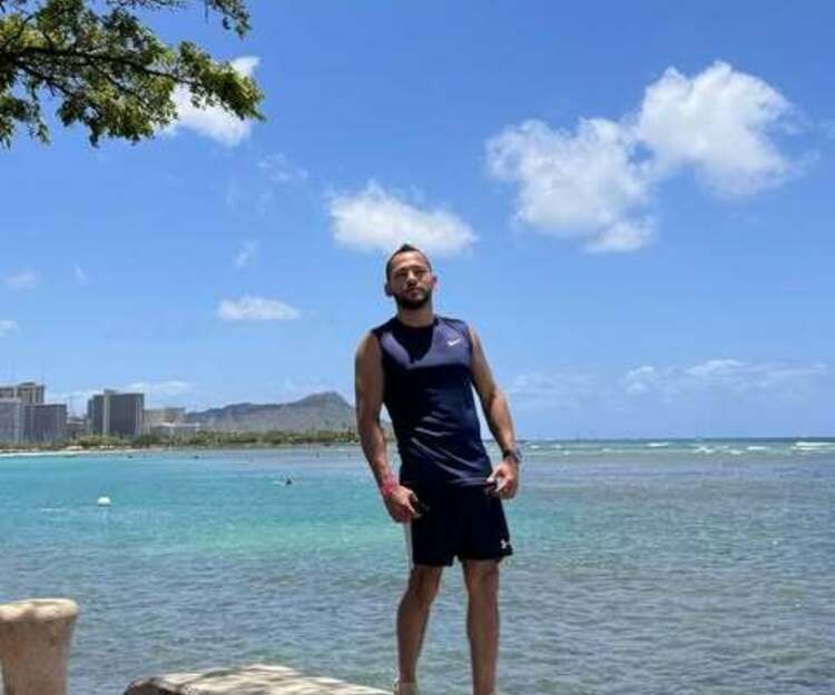 Looking to share accommodation in Hawaii (Oct 28 – Nov 3)