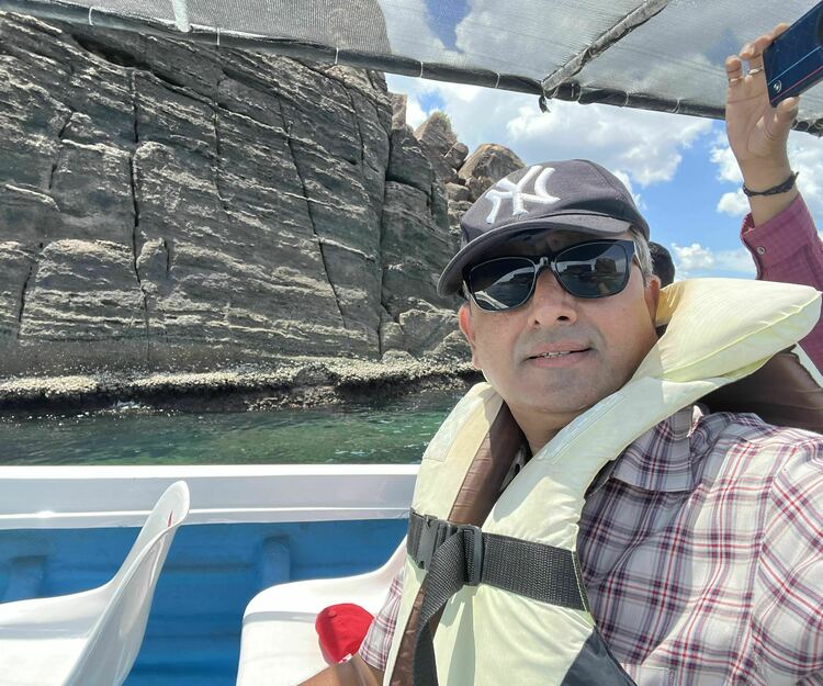 A multi day to vietnam and if possible cambodia