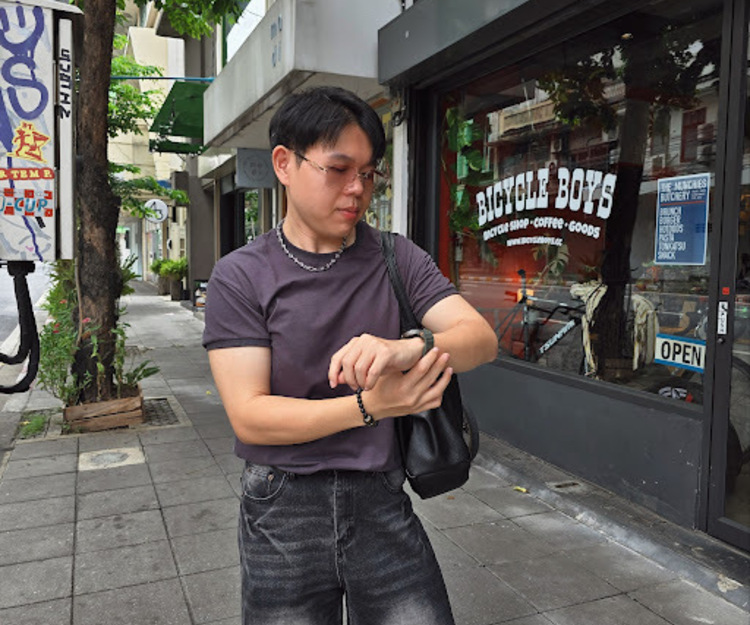 Solo trip and seeking travel buddy to enjoy food and taking photo