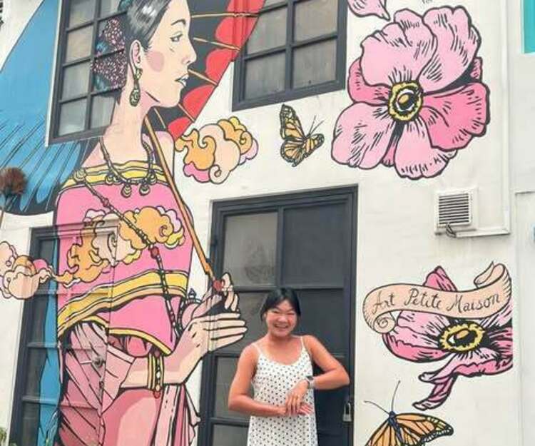 Explore Angkor Wat together!