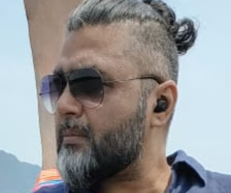 Paris to Prague road trip all expenses paid 