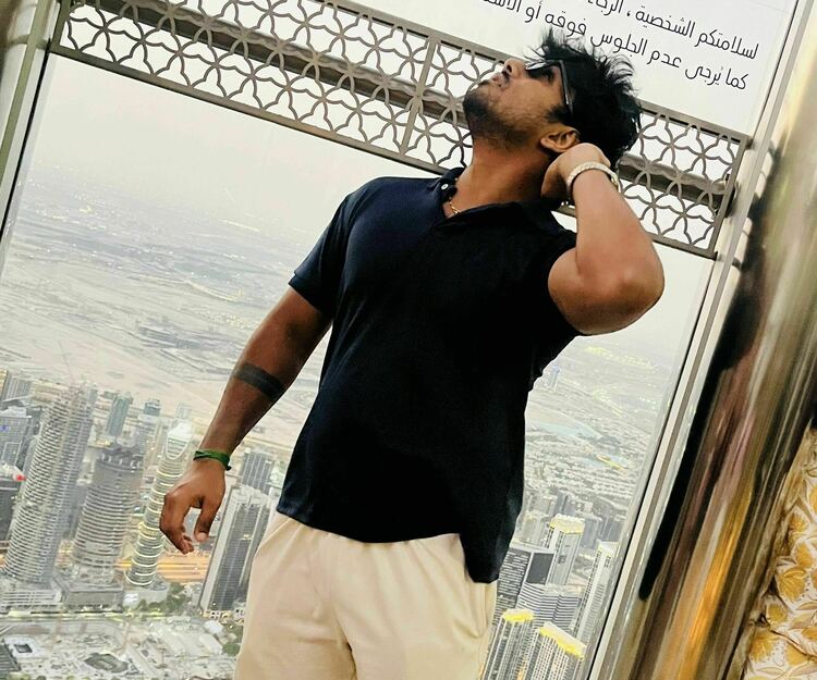 Is anyone travelling from Muscat to Chennai?