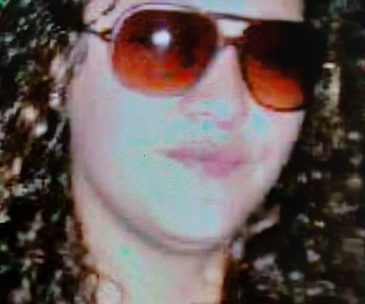 I would love to road
 trip from Miami to California,  explore  LA, Las Vegas , San Diego 