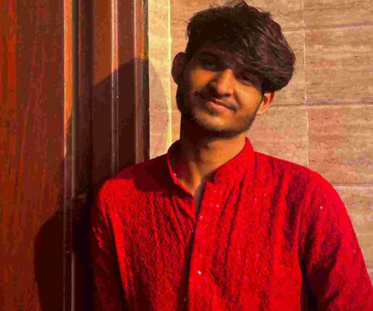 Delhi to Munsyari: Adventure Time! 🏞️🌄🚵‍♂️🏕️