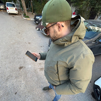 Si