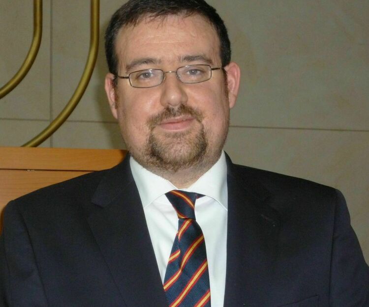 relax and explore phuket