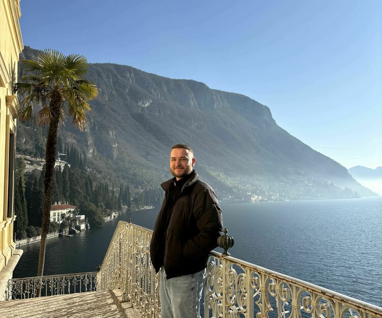 Travel buddy wanted – Lake Como (May 15–17) 🇮🇹