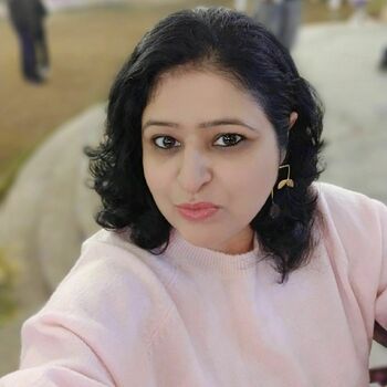 Rakhi M