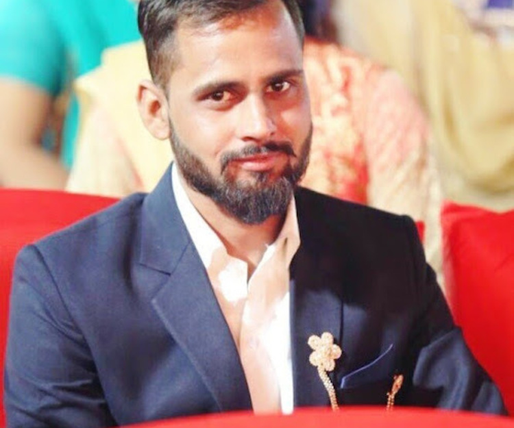 Lucknow Locals