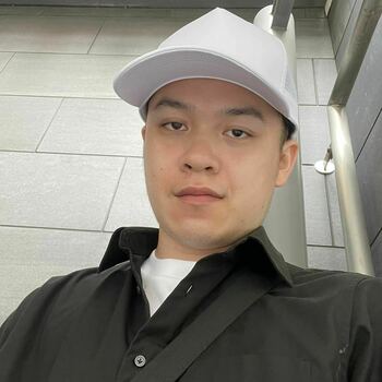 Yoshiaki Suzuki
