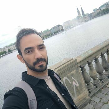 Vahid Golivari