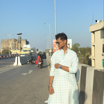 Srishti Srishti