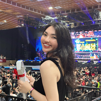 Nguyễn Hồng Thắm