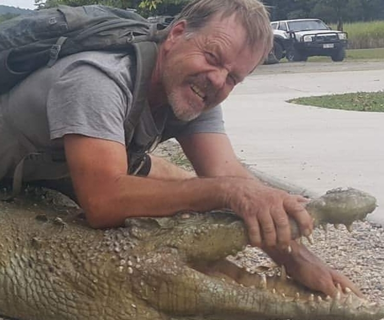 Visit outback, opal mines, hot pools and National Parks