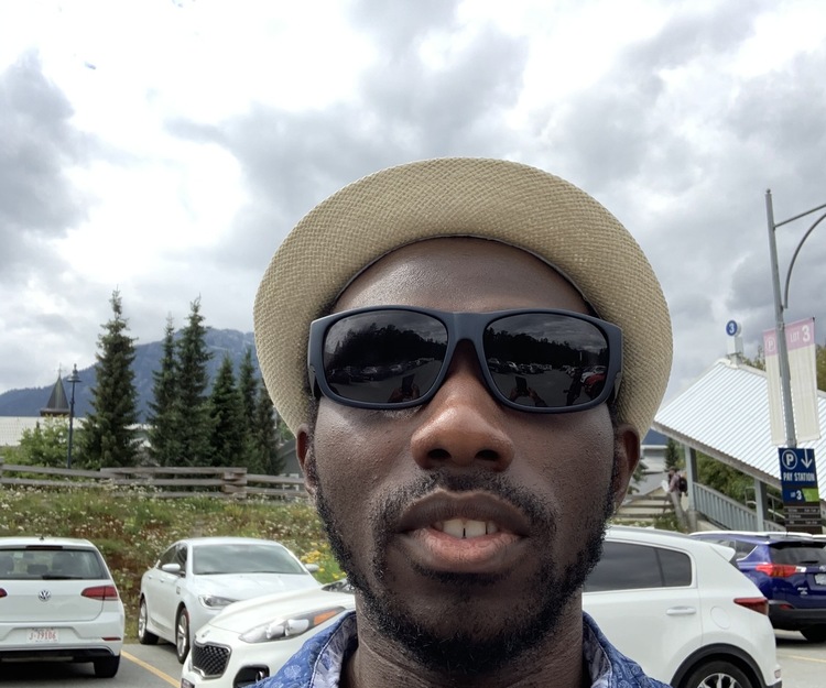 A multi day trip to beautiful Banff or Jasper, AB