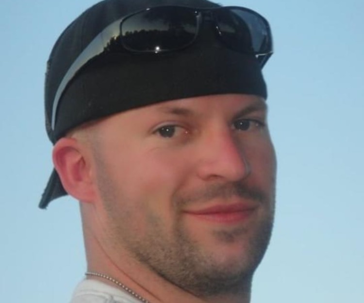 Multi-day trip of sun, sand, hikes, food and drink.