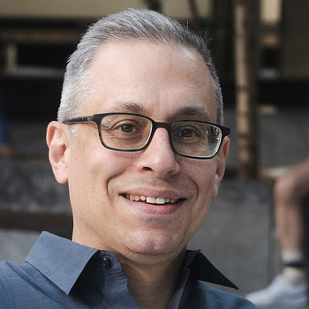 Jonathan M Weiss