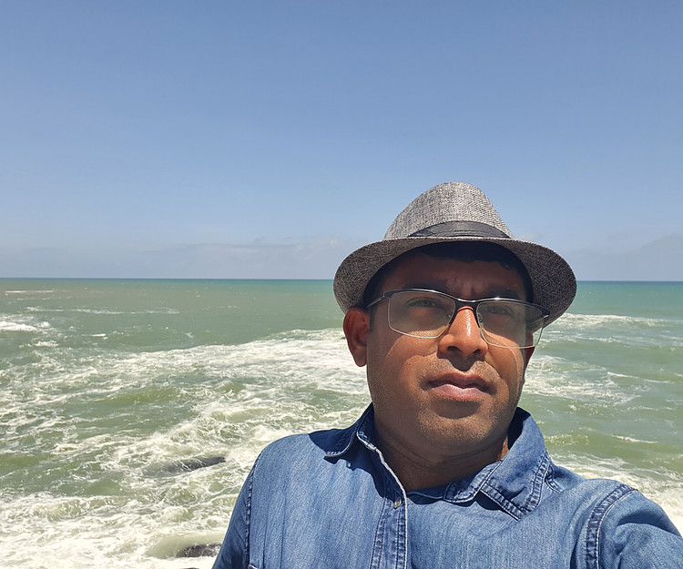 Bangalore to cuttack by car alone 