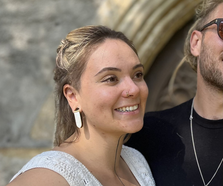 Searching Travel mate: