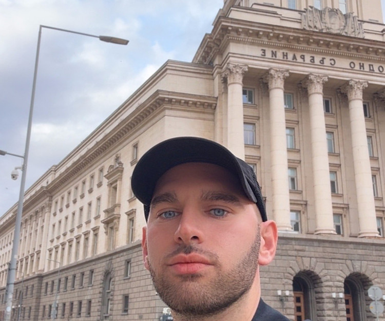 let's travel together